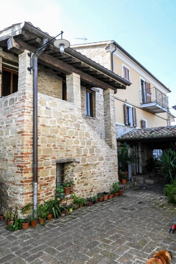 Il Poggio Villa Mombaroccio Exterior foto