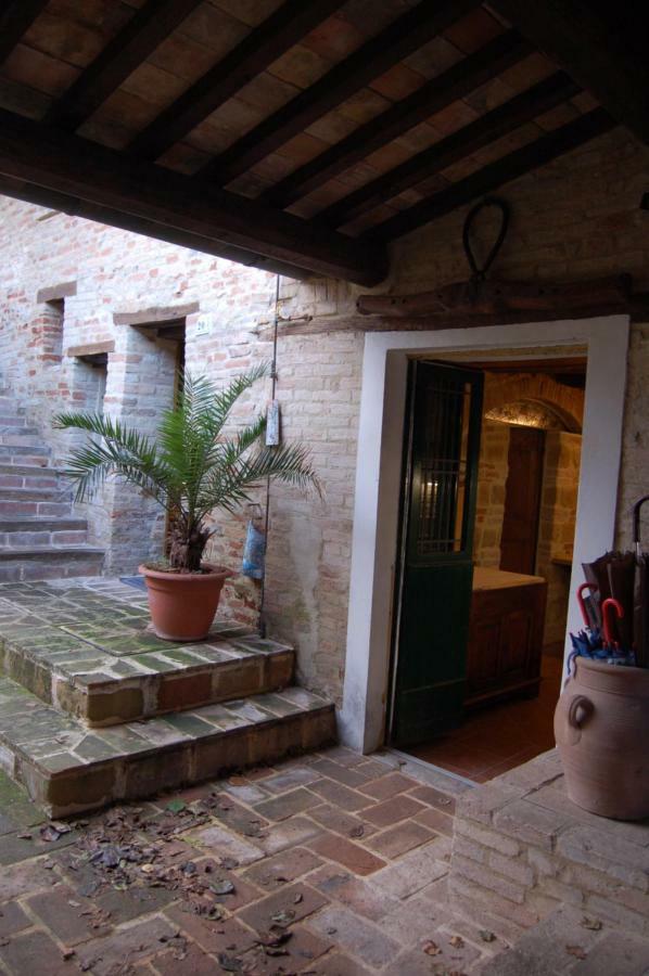Il Poggio Villa Mombaroccio Exterior foto